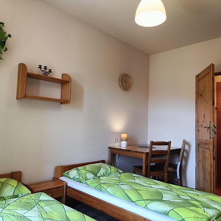 Apartamenty I Pokoje Goscinne "Wacus" Srebrna Góra 외부 사진