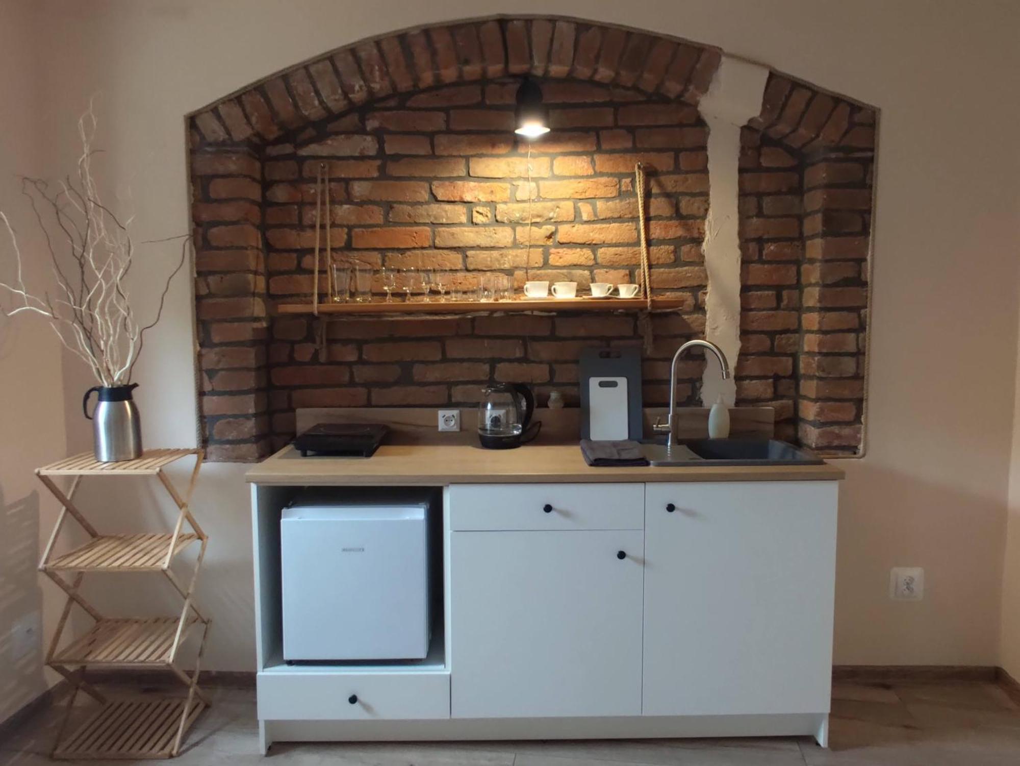 Apartamenty I Pokoje Goscinne "Wacus" Srebrna Góra 외부 사진