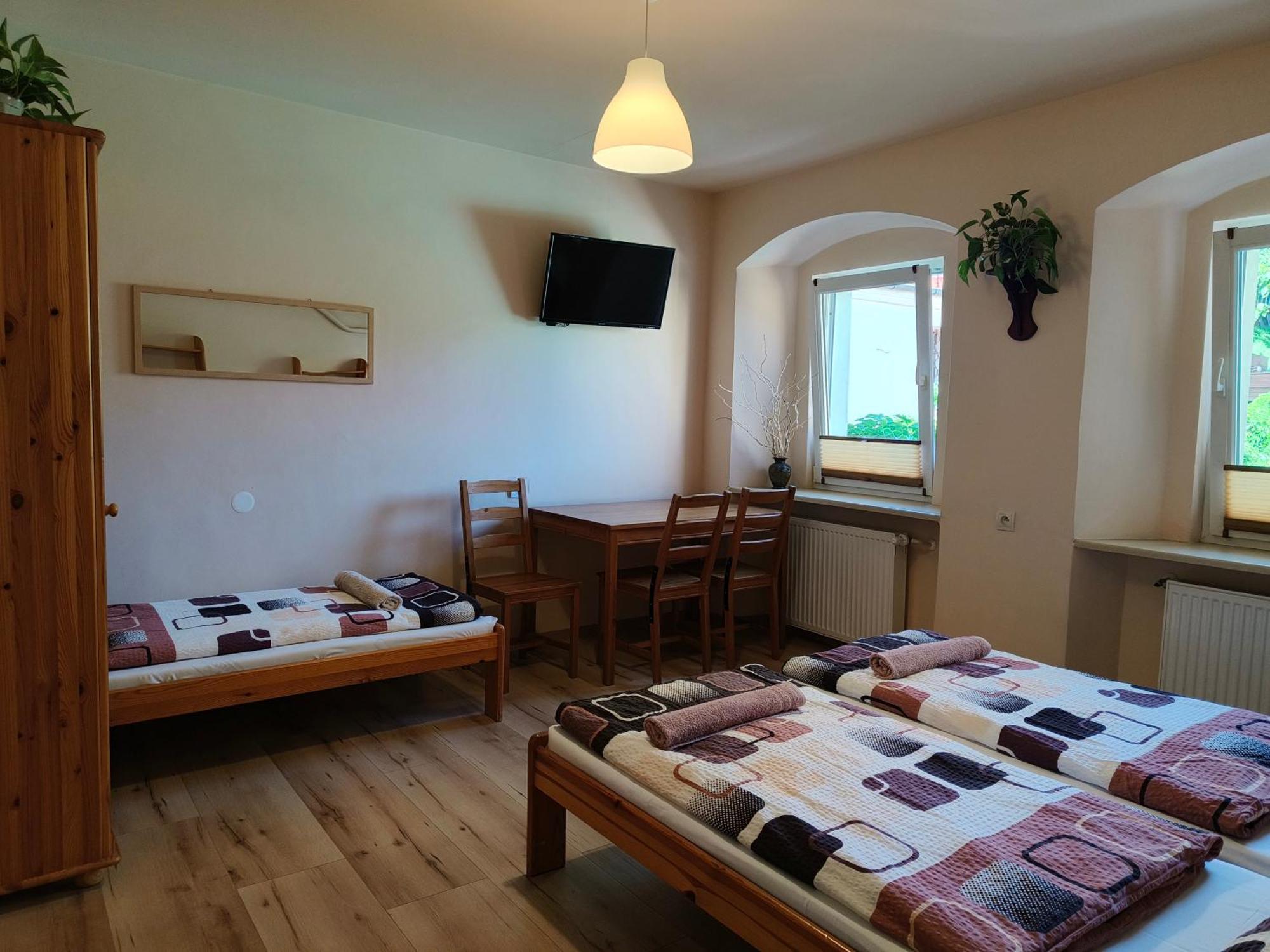 Apartamenty I Pokoje Goscinne "Wacus" Srebrna Góra 외부 사진